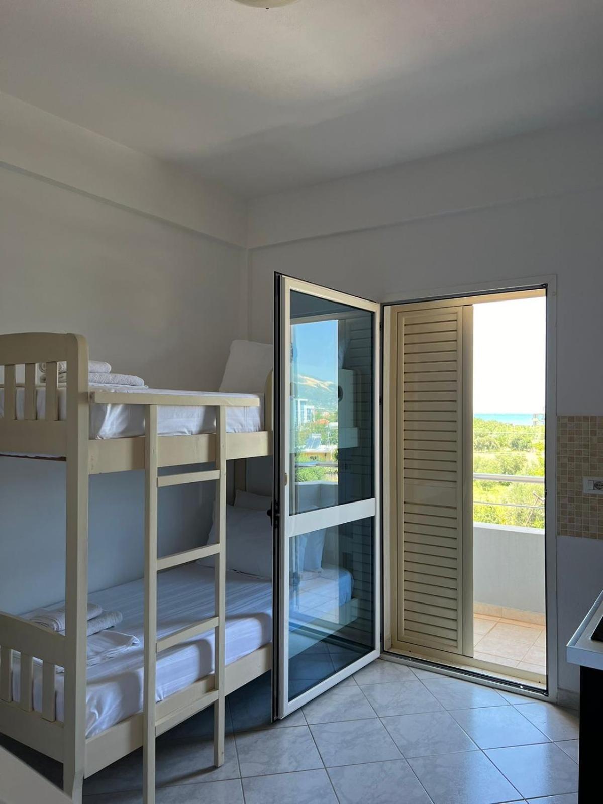 Apartments Rezidenca Sinani Orikum Buitenkant foto