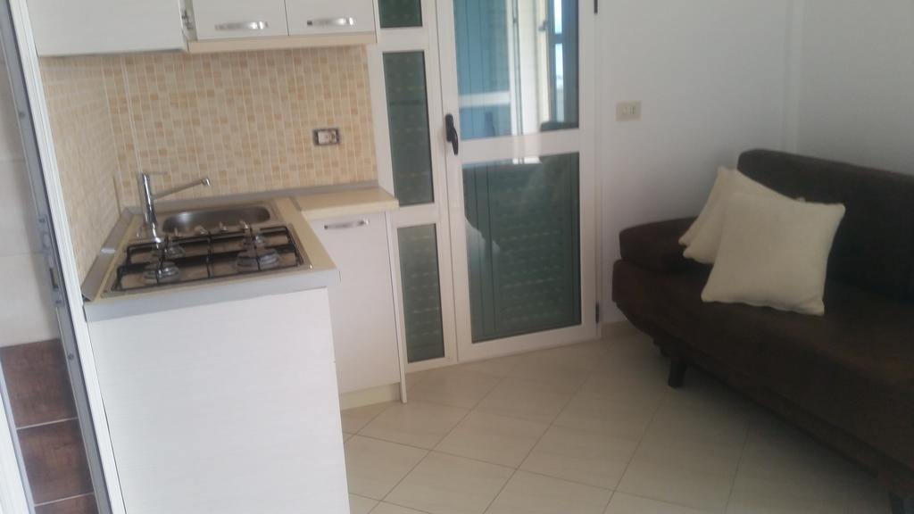 Apartments Rezidenca Sinani Orikum Buitenkant foto